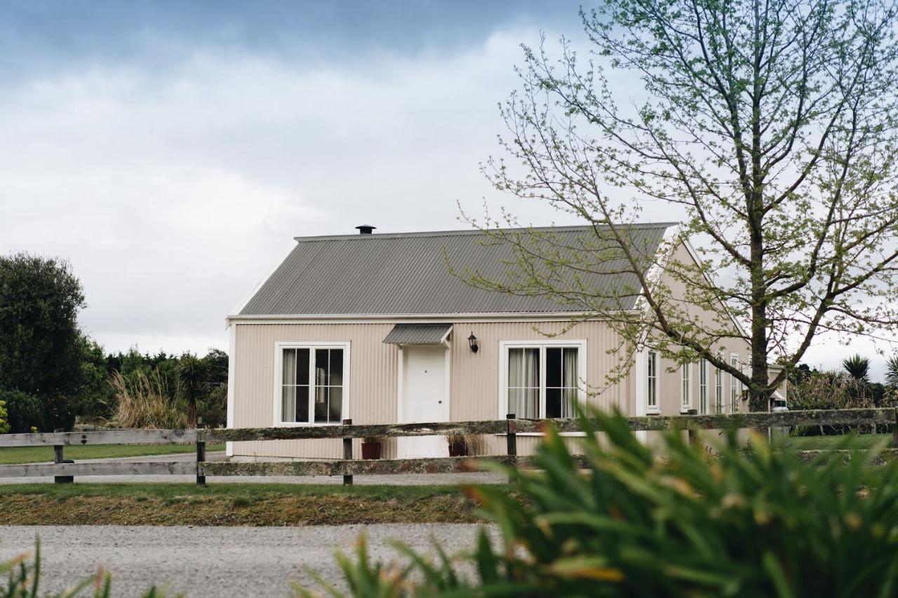 Brackenridge Country Retreat & Spa Martinborough Esterno foto
